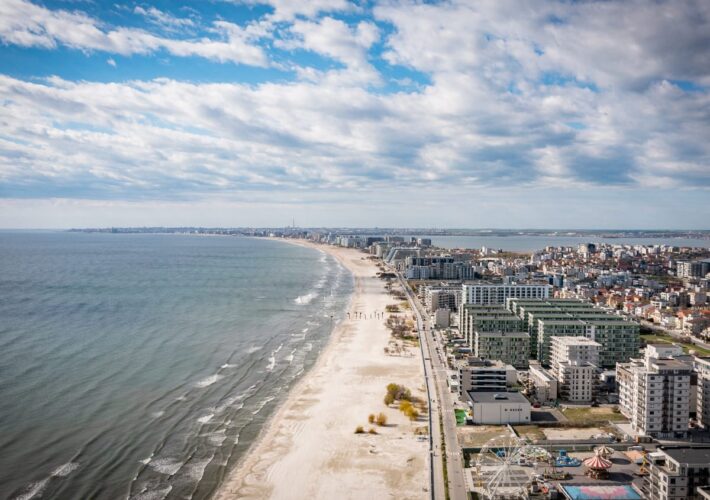 Luftaufnahme von Mamaia und Constanța an der Schwarzmeerküste