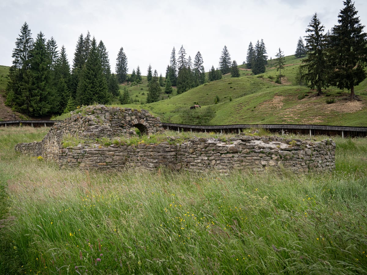 Ruine des ursprünglichen Klosters Moldovița in der Bukowina