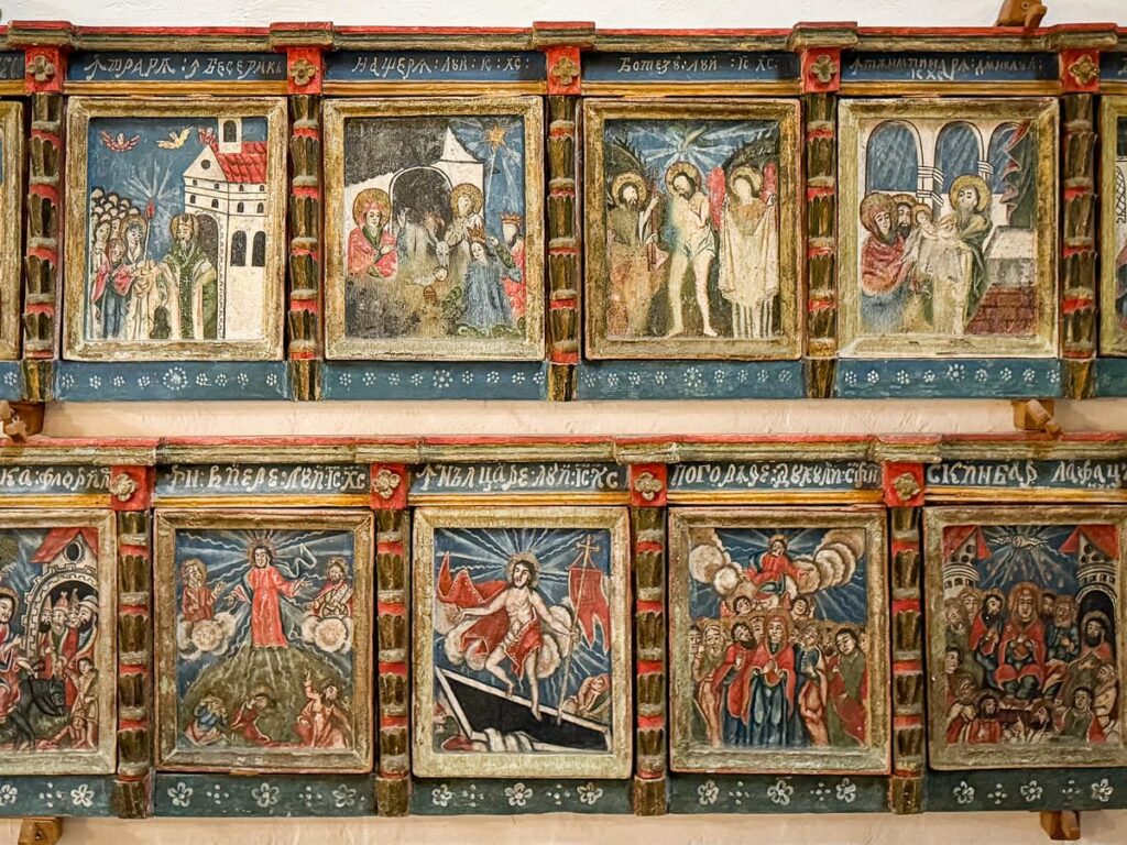 Festtagsikonen von Toader Hodor und Ioan Plohod von 1808 im Museum Bârsana