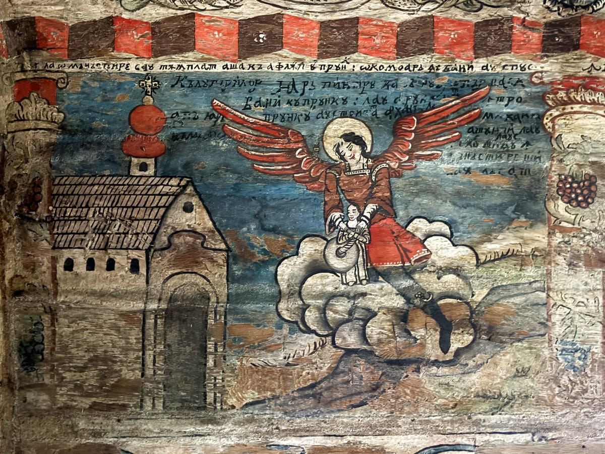 Historische Wandmalerei mit Engel in der Holzkirche Mariä Tempelgang in Bârsana